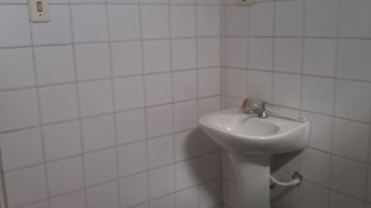 c382117.jpeg