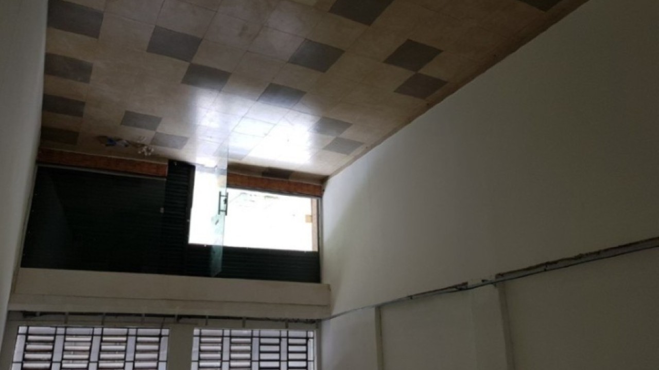 m0039g.jpg